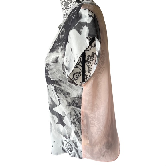 American Eagle - Sheer short sleeved blouse, white & black front,pink background - Picture 4 of 8